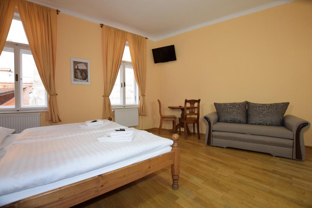 Pension Zamecka Apartma - Castle Apartments Český Krumlov Extérieur photo