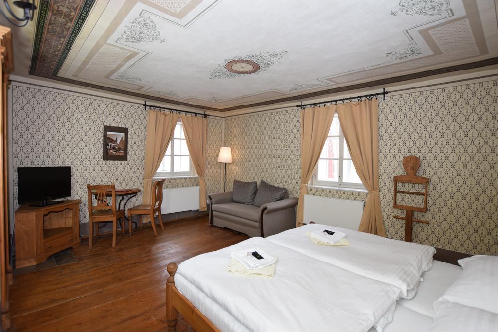 Pension Zamecka Apartma - Castle Apartments Český Krumlov Extérieur photo