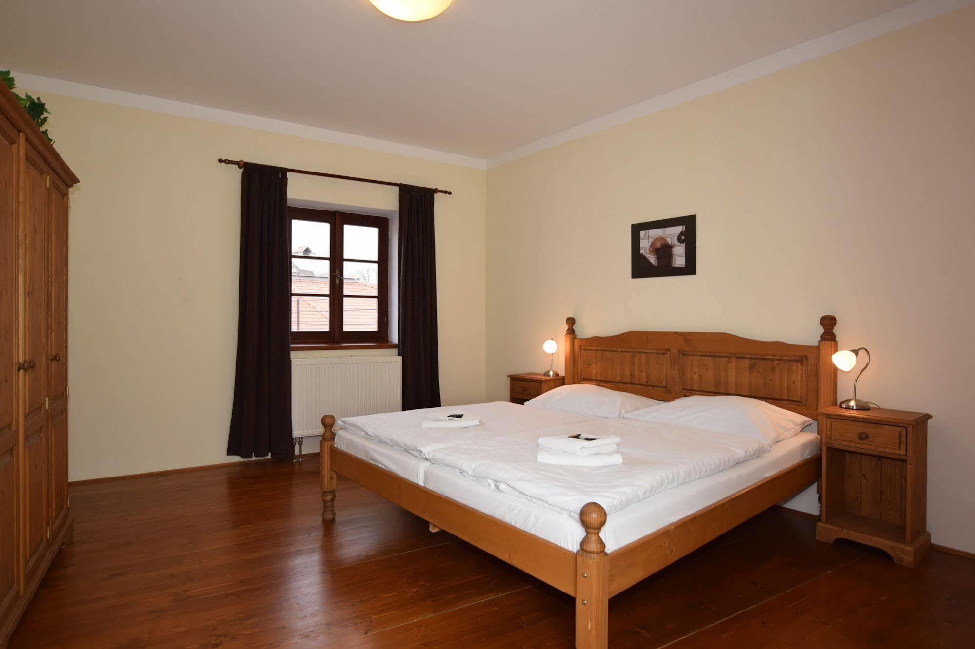 Pension Zamecka Apartma - Castle Apartments Český Krumlov Extérieur photo